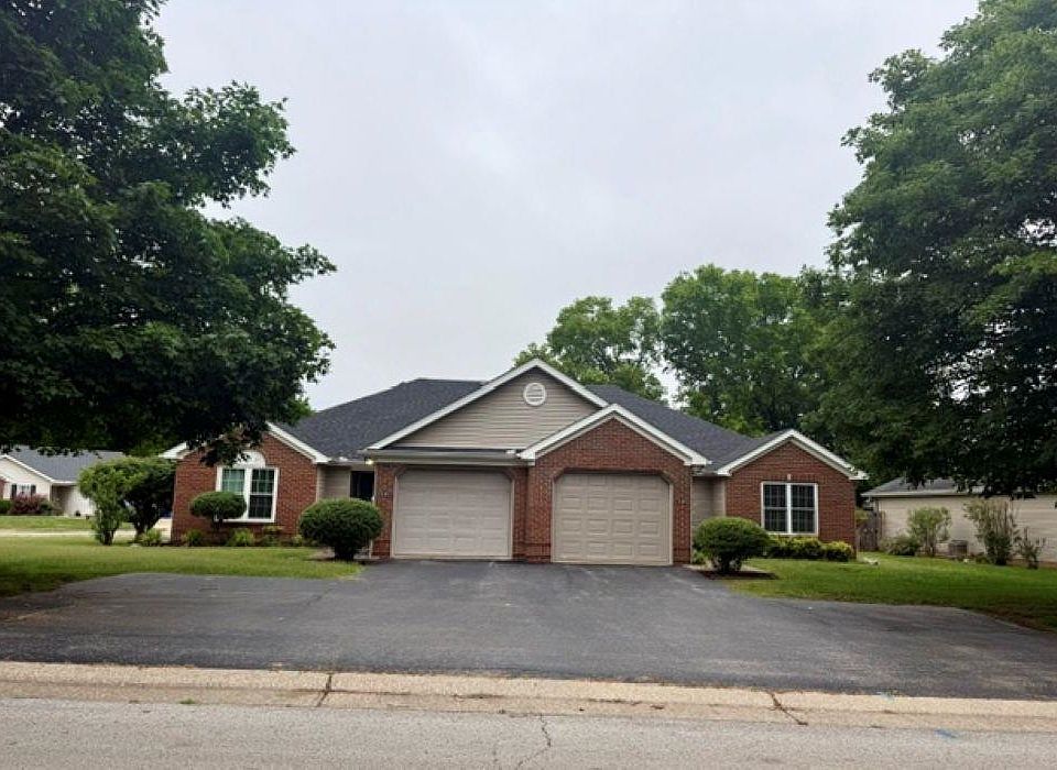 1st image of 240/246 Lost River Ln
