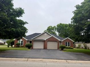240/246 Lost River Ln, Bowling Green, KY 42104