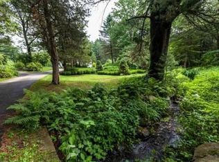 72 Plympton Rd, Sudbury, MA 01776