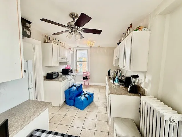 224 Hanover St #18 — Photo 5