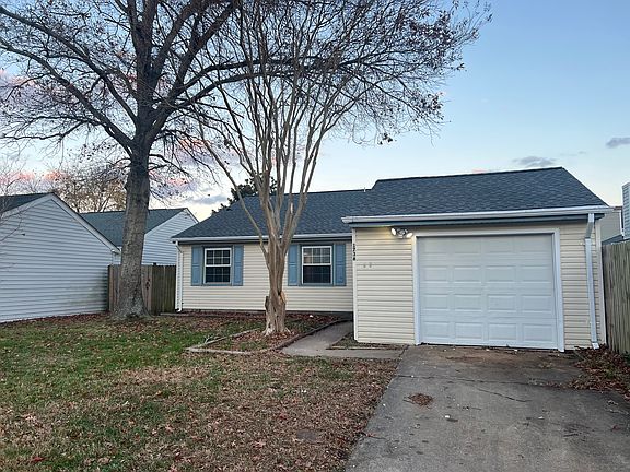 2nd image of 1736 Aquamarine Dr