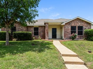 2327 Graystone Dr, Rockwall, TX 75032