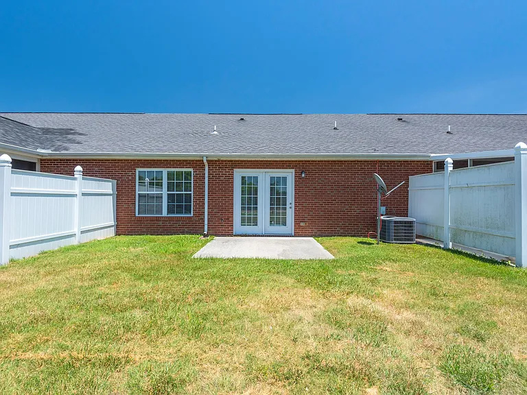 2113 Fig Tree Way — Photo 22