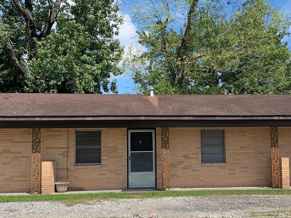 1st image of 3408 Maplewood Dr APT 2
