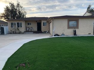 9776 Mango Dr, Fontana, CA 92335