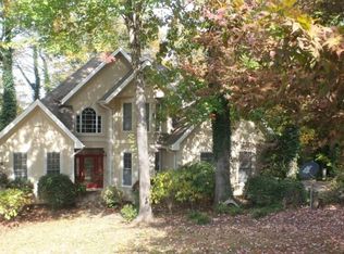 123 Quail Run Rd, Johnson City, TN 37601