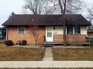 1915 E Market St, Warsaw, IN 46580