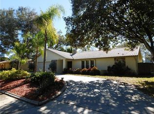 1665 Cinnamon Ln, Dunedin, FL 34698
