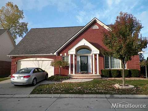 1st image of 16655 Waverly Cir