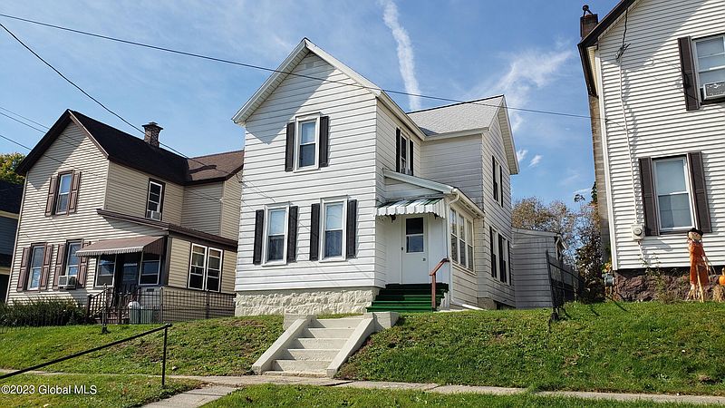 2nd image of 31 Yost Street