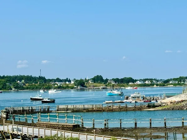 18 Bayview Drive, Beals, ME 04611