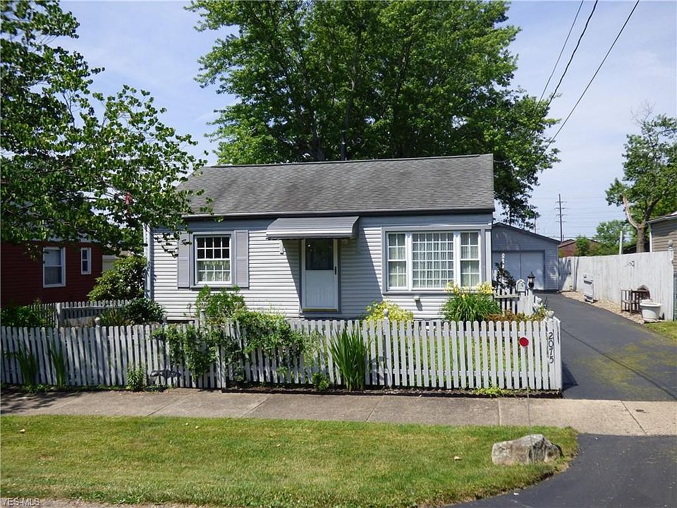 1st image of 2075 Bonnie Brae Ave NE
