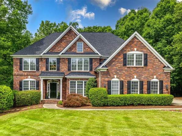 1126 Dobson Dr, Waxhaw, NC 28173