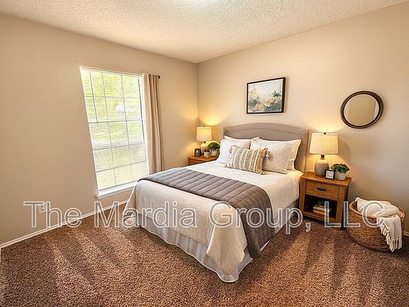 5th image of 1216 Payne Dr