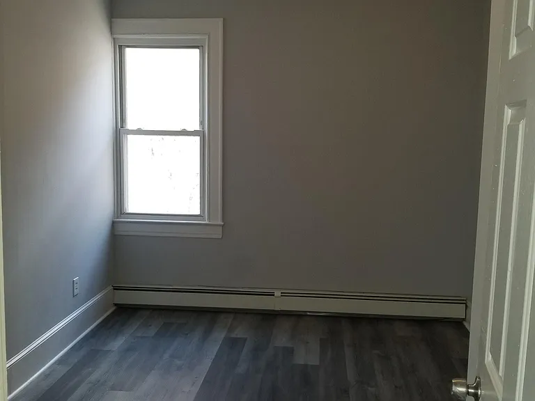 267-269 Goldsmith Ave #3 — Photo 8