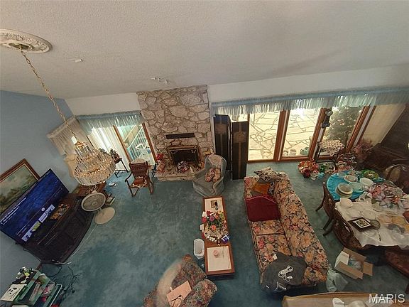 4th image of 621 County Road 3230