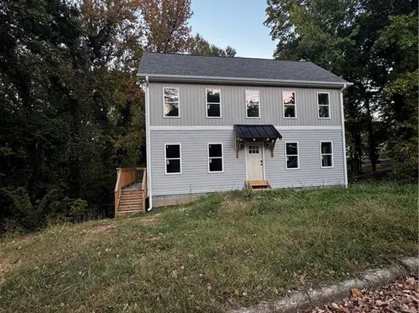 1438 Madison St, High Point, NC 27262