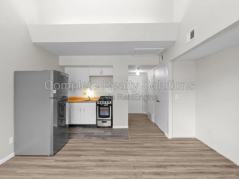 2323 Woodson Rd #L — Photo 4
