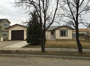 1823 20th Ave W, Williston, ND 58801