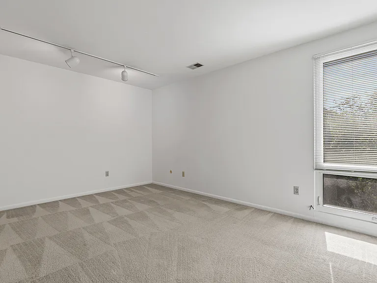 6348 Marchand St #6 — Photo 9