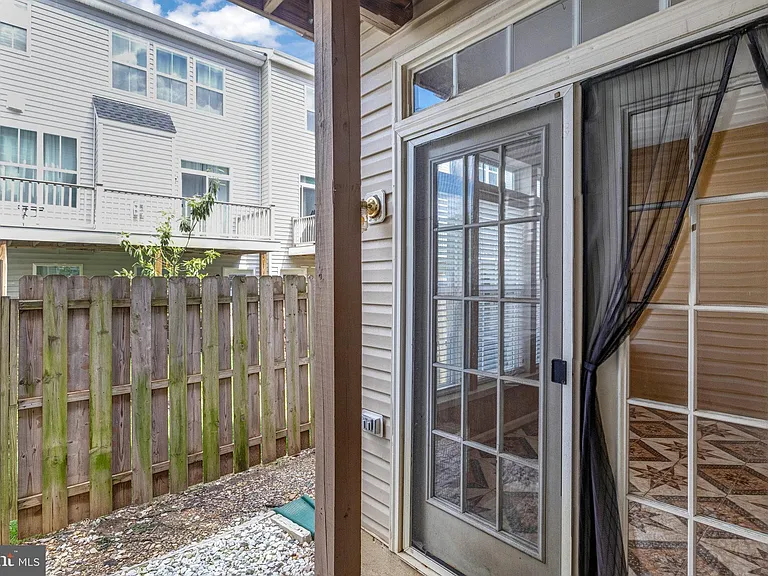 8482 Hallie Rose St — Photo 22