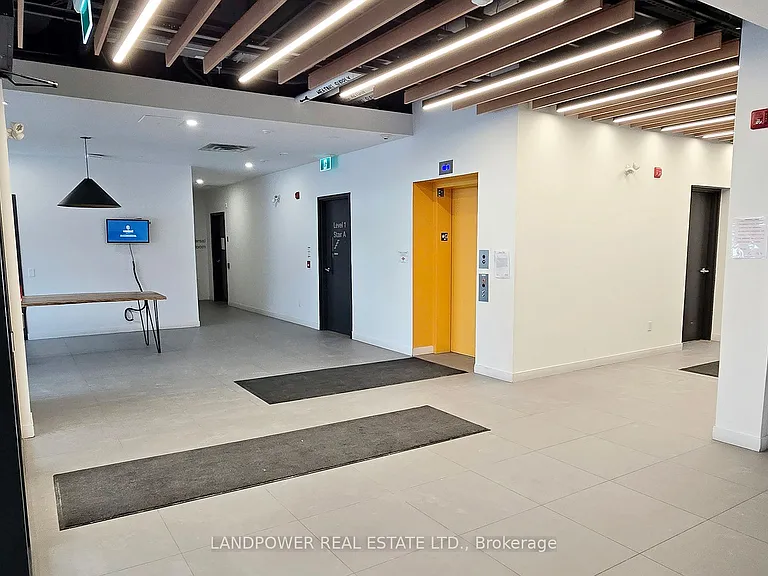 1800 Simcoe St N #313 — Photo 8