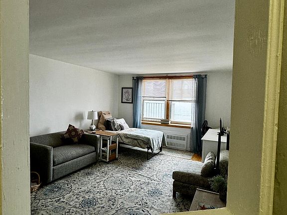 4th image of 133 Beach 120th St APT 6E