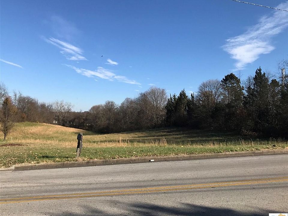 1st image of 510 Lexington Dr