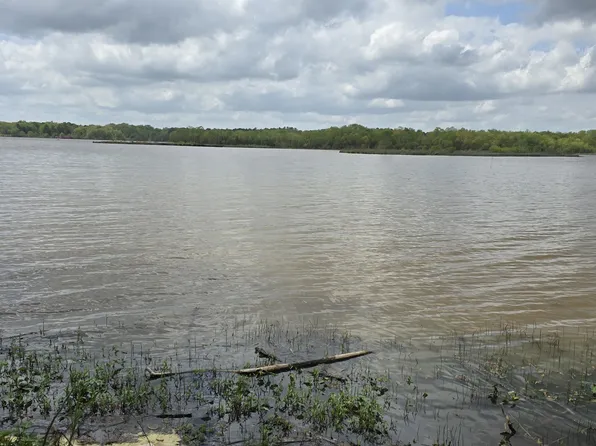 504 Bluewater Bay Dr #17, Macon, GA 31220