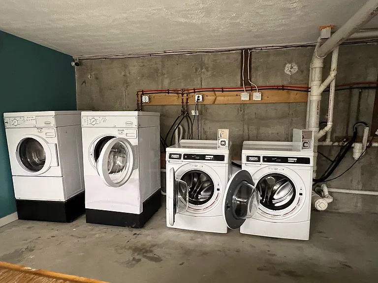 70 E Grand Ave #108 — Photo 29