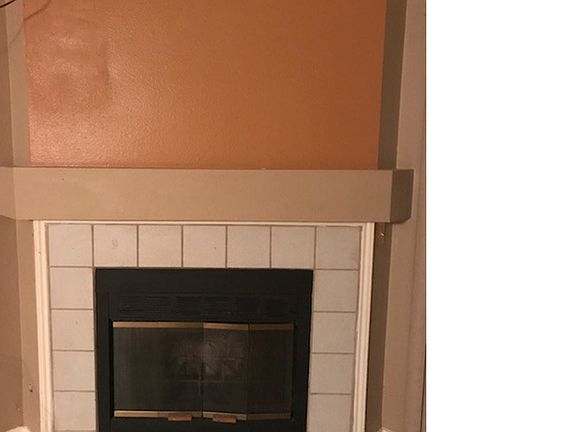5th image of 1314 E Logan St