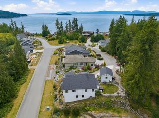 9336 Jorgensen Pl, Sunshine Coast, BC V7Z 1B4