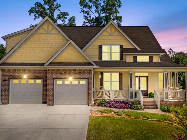 8084 Burgundy Cir, Chattanooga, TN 37421