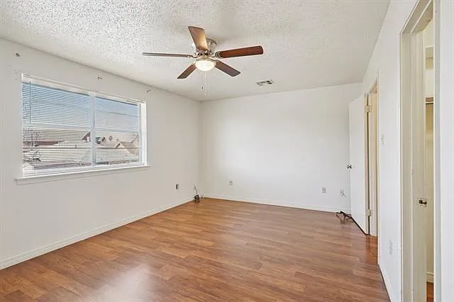 4129 Chateau Blvd #C — Photo 11