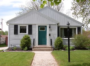 2416 N 6th St, Sheboygan City, WI 53083