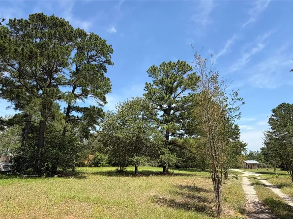 829 Old Highway 20 Unit A, McDade, TX 78650