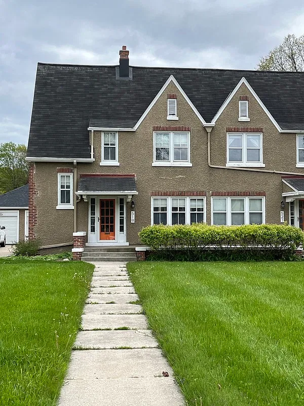 2 bed, 1.0 bath, $1,250 — Photo 2