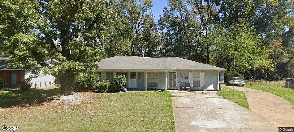 4 bed, 1618 sqft, $1,600 — Photo 1