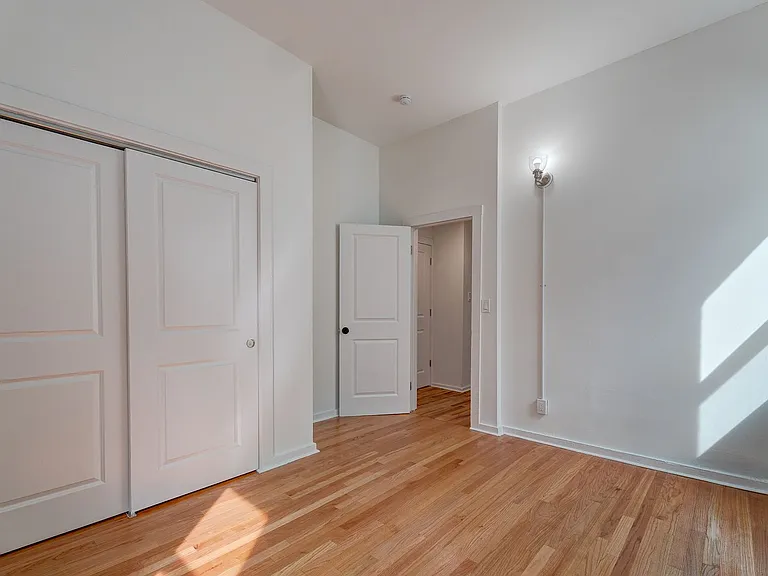 522 Elm St — Photo 8
