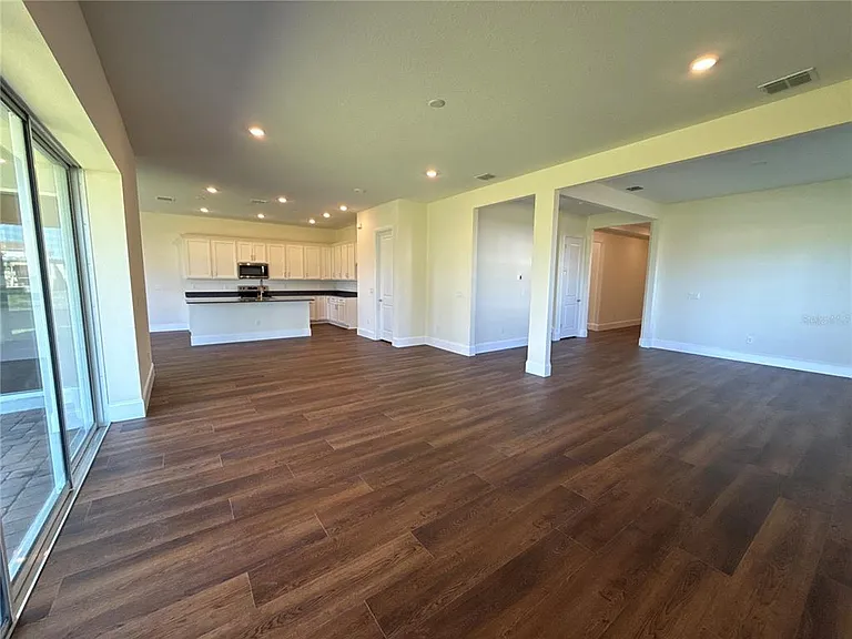 16645 Lone Oak Cir — Photo 16