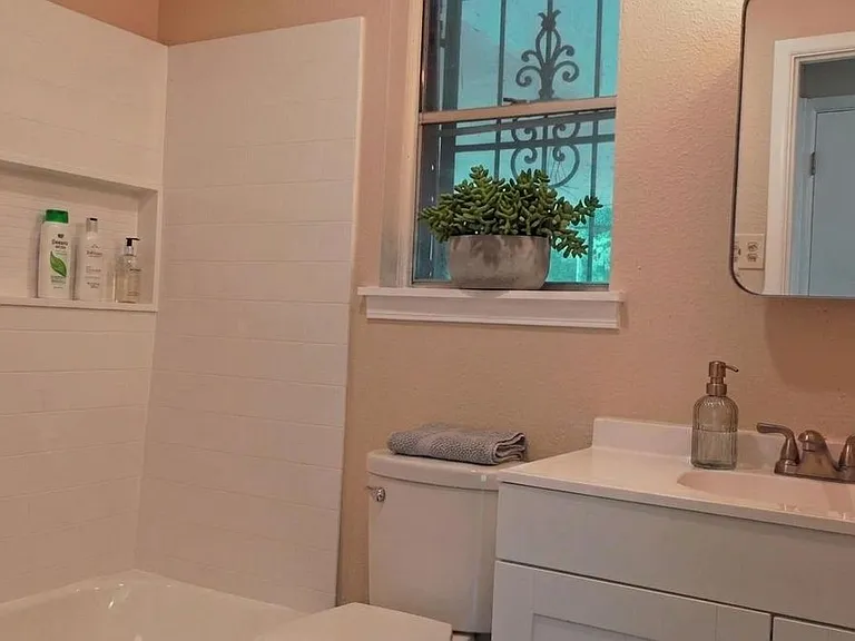 4810 Wycliff Dr — Photo 7