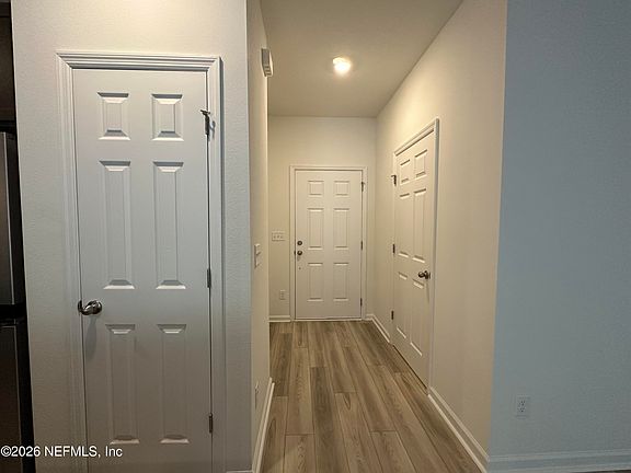 3rd image of 162 Beach Palm Ct