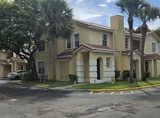 2505 Belmont Ln, Pompano Beach, FL 33068