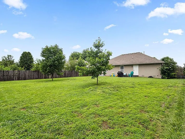 4101 N Thistle Dr — Photo 12