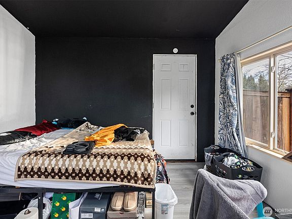 4th image of 7364 NE North Shore Road