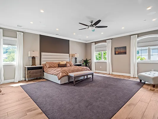 Sold by Casandra Properties Inc. | media 14