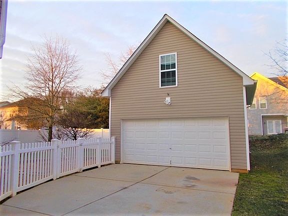 2nd image of 19507 Denae Lynn Dr