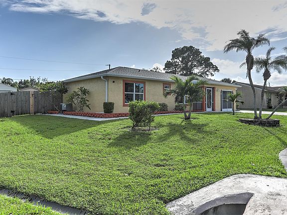 5th image of 2532 SE Mariposa Avenue