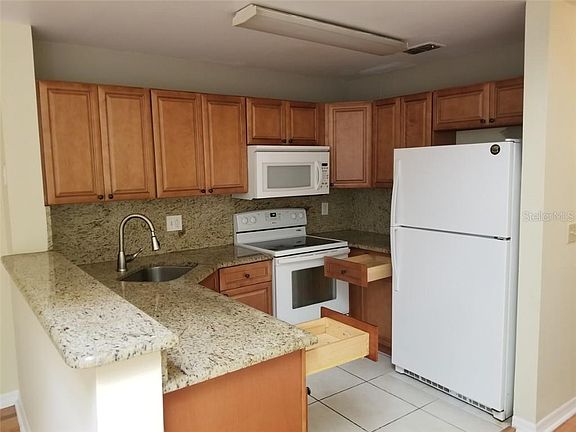 2nd image of 6022 Westgate Dr APT 203