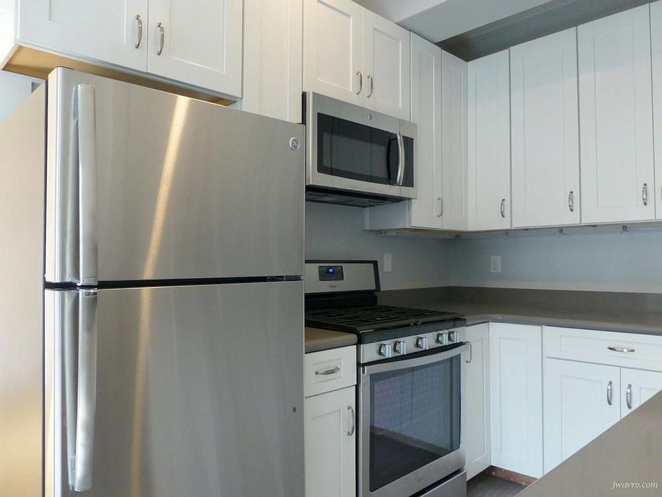 1st image of 312 Fillmore St APT 4